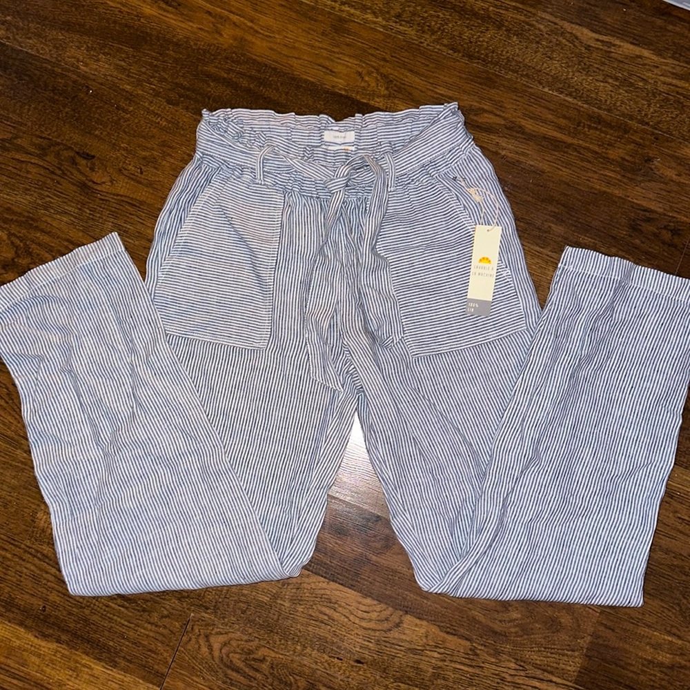 NWT Linen belted pants